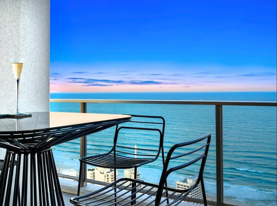 גולד קוסט Exclusive Circle On Cavil Sub-Penthouse Luxury Apt - Hosted By Coastal Letting מראה חיצוני תמונה